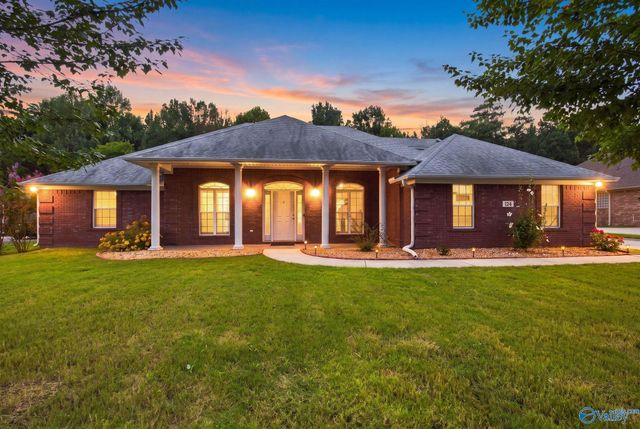 134 Silver Strand Trail, Huntsville, AL 35806
