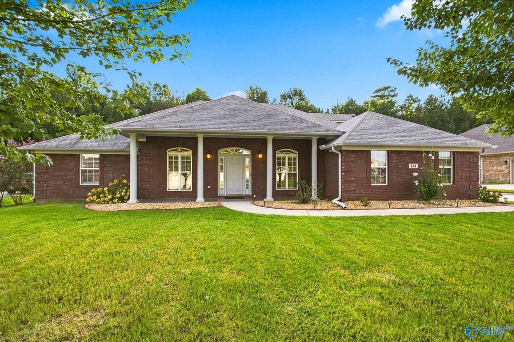 134 Silver Strand Trail, Huntsville, AL 35806