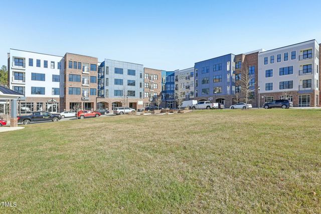 2418 Gathering Square Court, Fuquay Varina, NC 27526