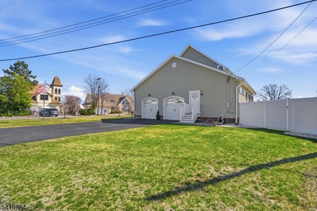 663 Harbor Rd, Brick Twp., NJ 08724