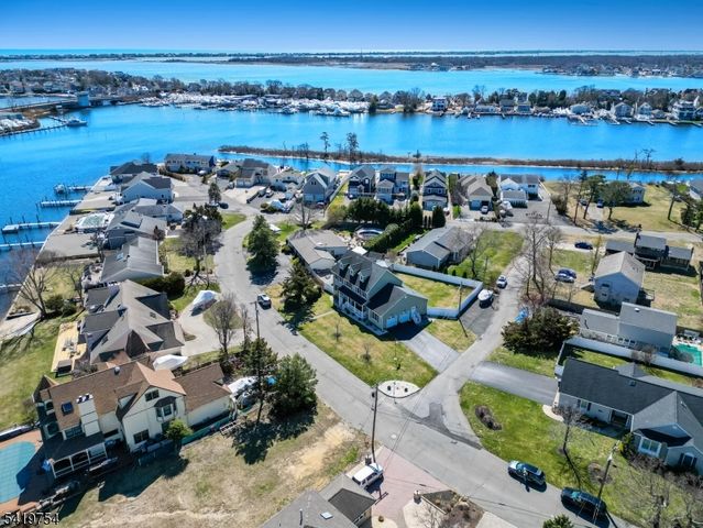 663 Harbor Rd, Brick Twp., NJ 08724