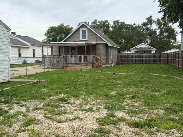 333 EDMUND Street, East Peoria, IL 61611