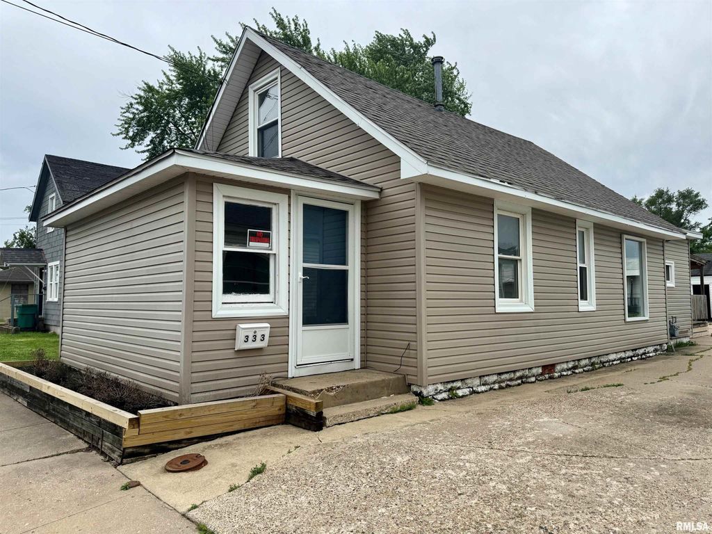 333 EDMUND Street, East Peoria, IL 61611