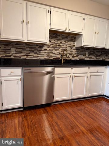 237 ANDOVER PL, Robbinsville, NJ 08691