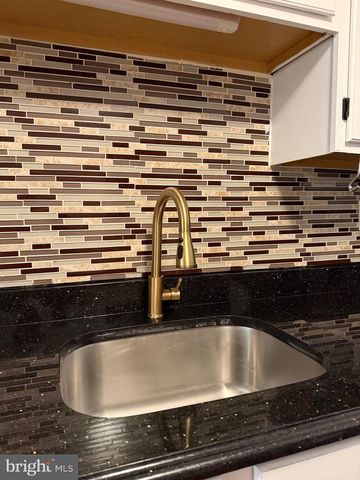237 ANDOVER PL, Robbinsville, NJ 08691