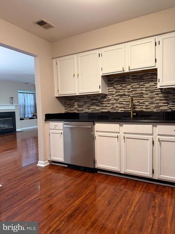 237 ANDOVER PL, Robbinsville, NJ 08691