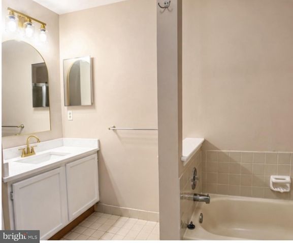 237 ANDOVER PL, Robbinsville, NJ 08691
