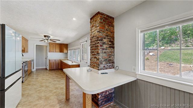 6742 Seven Mile Lane, Elizabeth, IN 47117