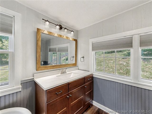 6742 Seven Mile Lane, Elizabeth, IN 47117