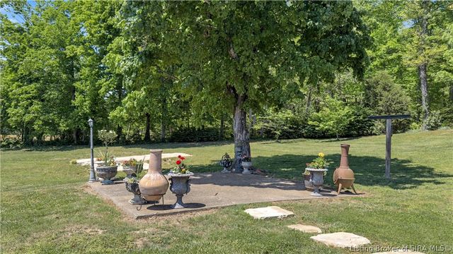 6742 Seven Mile Lane, Elizabeth, IN 47117