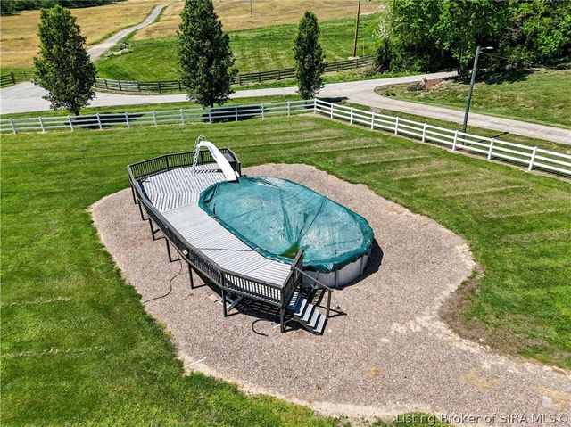 6742 Seven Mile Lane, Elizabeth, IN 47117