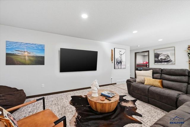 21310 EMBERS WAY, Lead, SD 57754