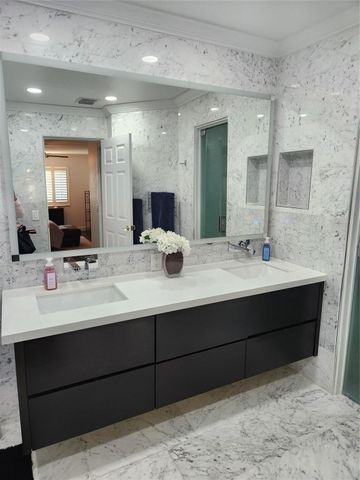 1003 Silktree Lane, Weston, FL 33327