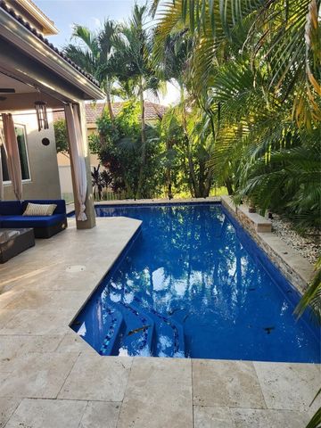 1003 Silktree Lane, Weston, FL 33327