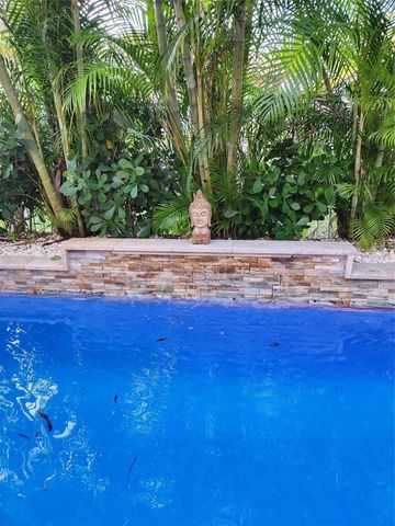 1003 Silktree Lane, Weston, FL 33327