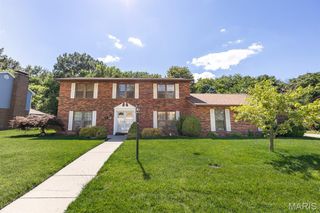 1015 N Smiley Street, O'fallon, IL 62269