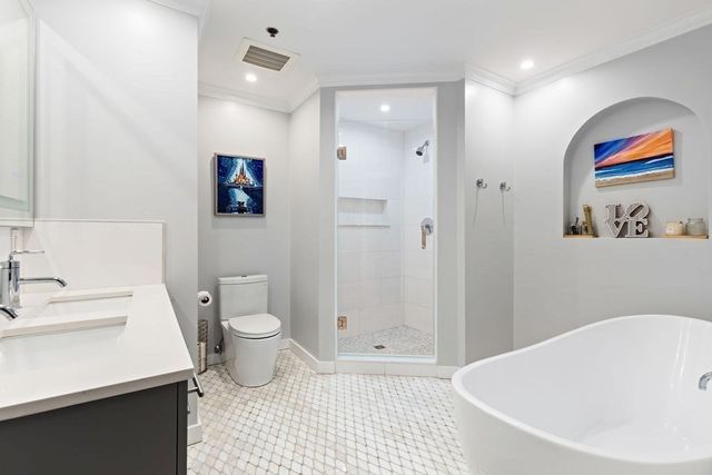 157 Newbury St 3, Boston, MA 02116