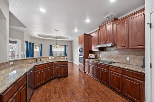 169 Westheim, Castroville, TX 78009