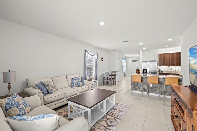 10914 PENNY GALE LOOP, San Antonio, FL 33576
