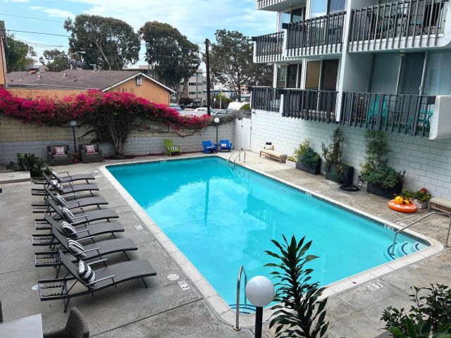 727 Sapphire St 301, San Diego, CA 92109