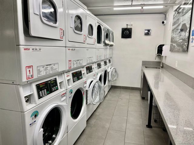 727 Sapphire St 301, San Diego, CA 92109