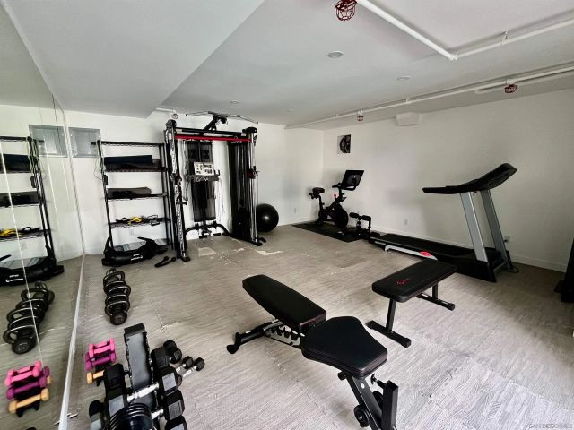 727 Sapphire St 301, San Diego, CA 92109