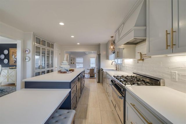 11917 Maple Hollow Court, Oklahoma City, OK 73120