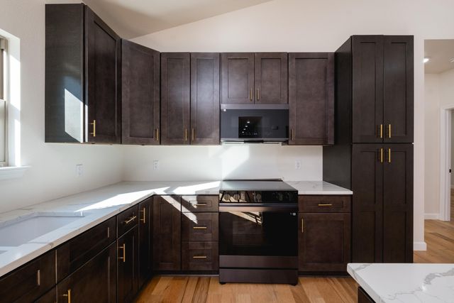 93 Rolling Manor Drive, Conway, AR 72032