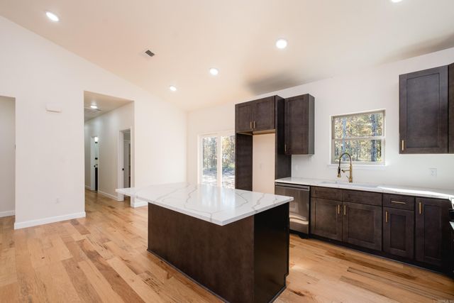 93 Rolling Manor Drive, Conway, AR 72032