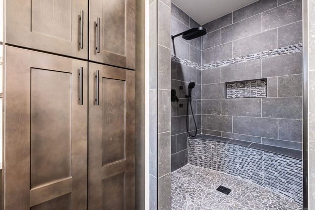 93 Rolling Manor Drive, Conway, AR 72032