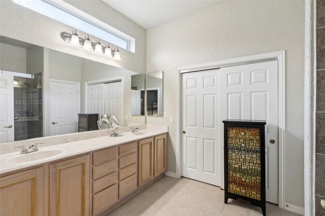 9300 Malibu Court, Denton, TX 76207