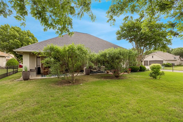 9300 Malibu Court, Denton, TX 76207