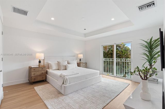 1555 NW 94TH Way, Coral Springs, FL 33071