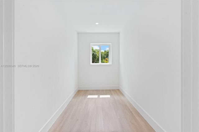 1555 NW 94TH Way, Coral Springs, FL 33071