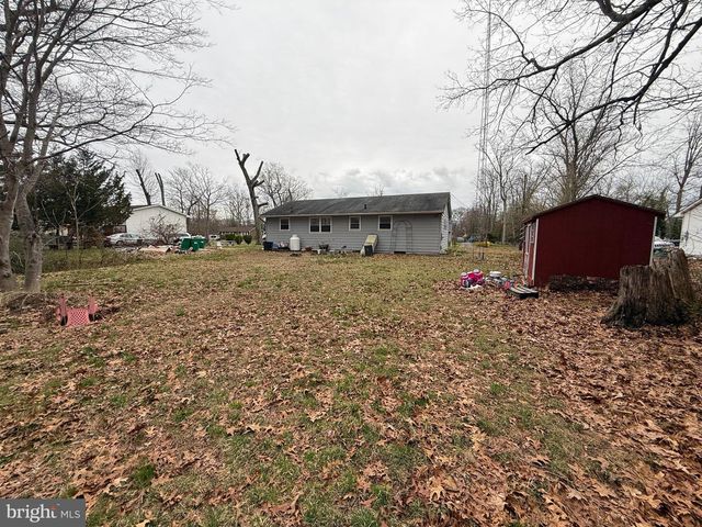 24 HARTZ DR, Bridgeton, NJ 08302