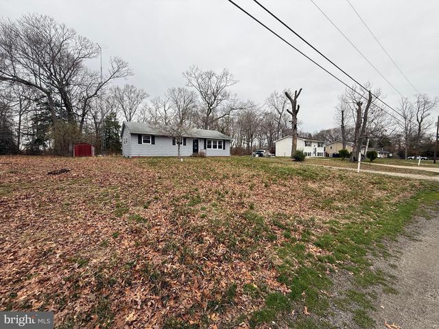 24 HARTZ DR, Bridgeton, NJ 08302