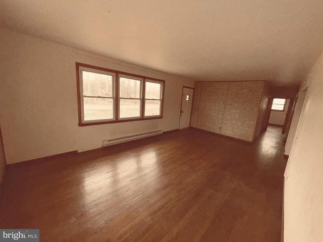 24 HARTZ DR, Bridgeton, NJ 08302