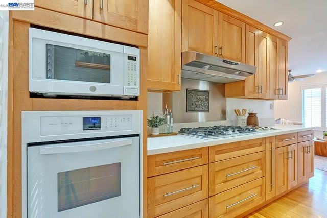 1515 Miramonte Ave, Mountain View, CA 94040