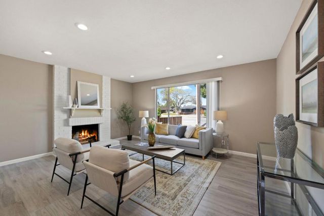 992 Branham Lane, San Jose, CA 95136