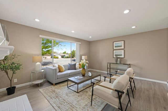 992 Branham Lane, San Jose, CA 95136