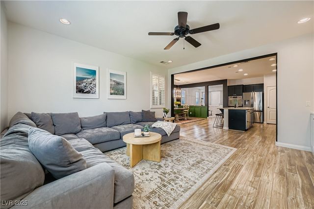 7607 Mount Princeton Street, Las Vegas, NV 89166