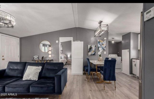 2605 W VAN BUREN Street 80, Phoenix, AZ 85009