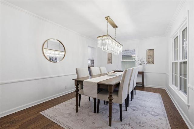 1263 W Gregory Boulevard, Kansas City, MO 64114