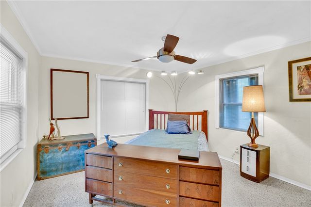 2661 Victory Boulevard, Vero Beach, FL 32960