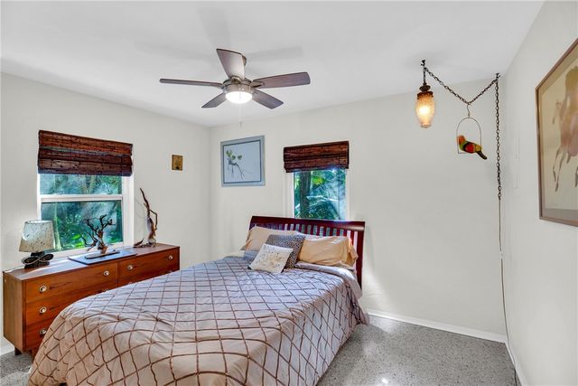 2661 Victory Boulevard, Vero Beach, FL 32960