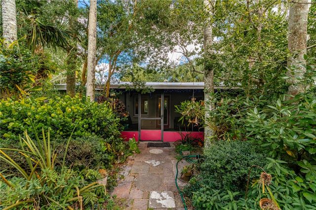 2661 Victory Boulevard, Vero Beach, FL 32960