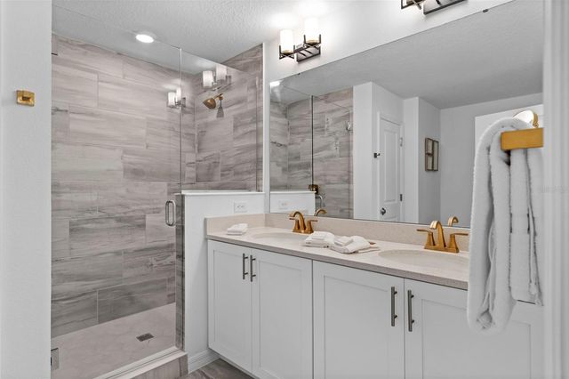 642 LONGBOAT DRIVE, Davenport, FL 33896