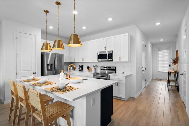 642 LONGBOAT DRIVE, Davenport, FL 33896