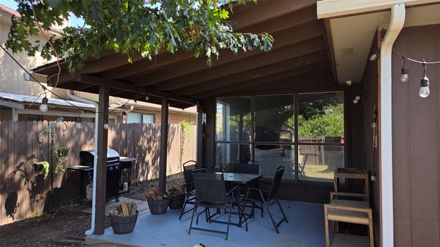2103 Prairie Creek Trail, Garland, TX 75040