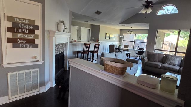 2103 Prairie Creek Trail, Garland, TX 75040